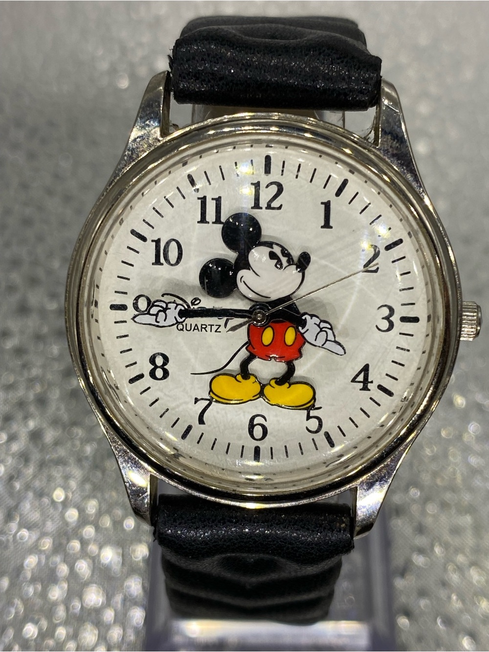 Men’s ^^^ Mickey Mouse Classic Analog Watch  /  White Dial, Red & Yellow Accents